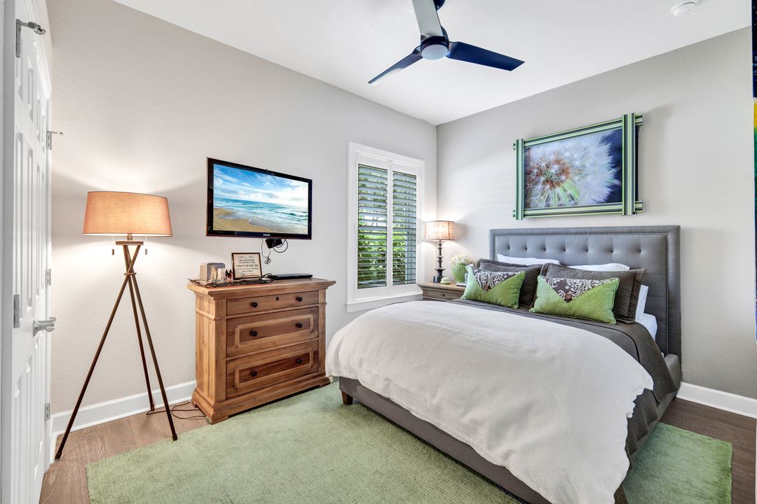 9784 Nickel Ridge Cir, Naples, FL 34120