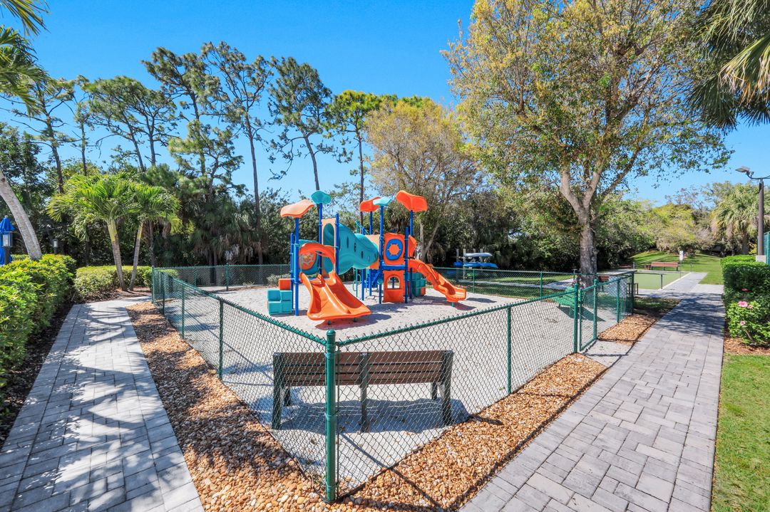 9550 Cedar Creek Dr, Bonita Springs, FL 34135