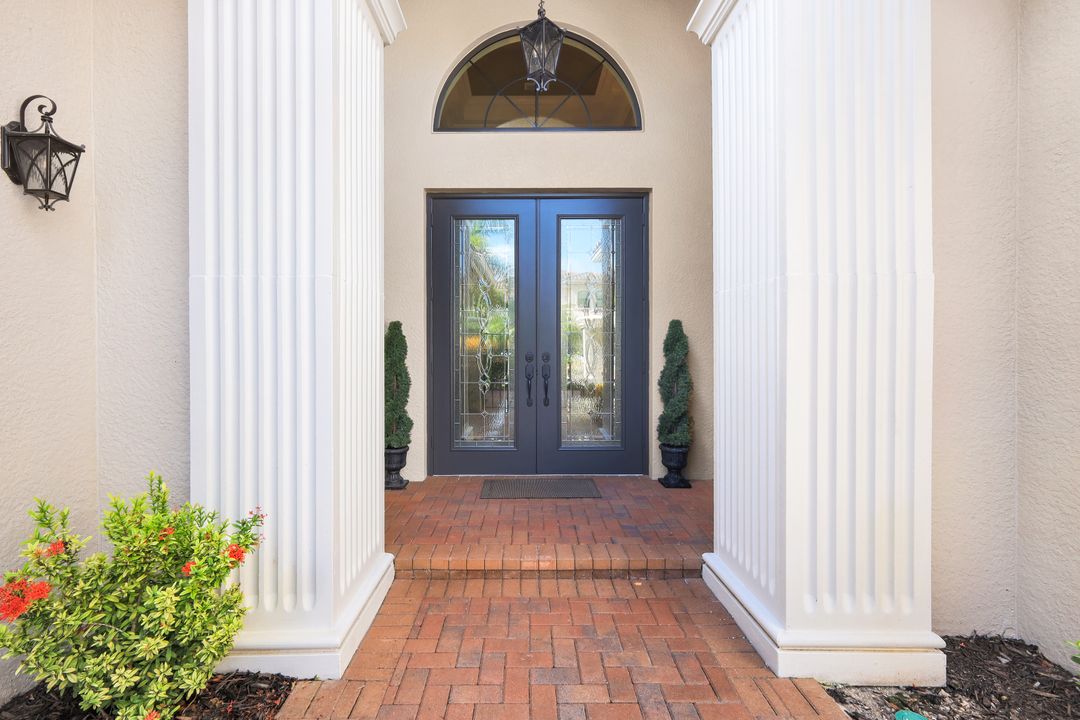 3344 Atlantic Cir, Naples, FL 34119