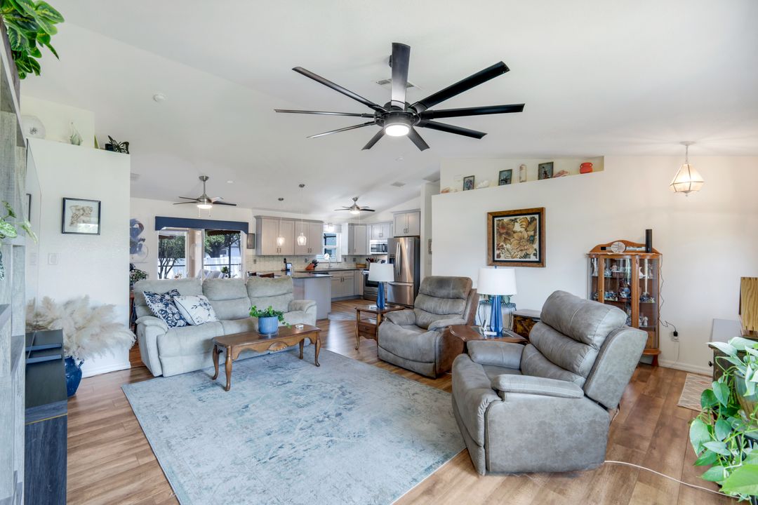 502 NW 7th Ave, Cape Coral, FL 33993
