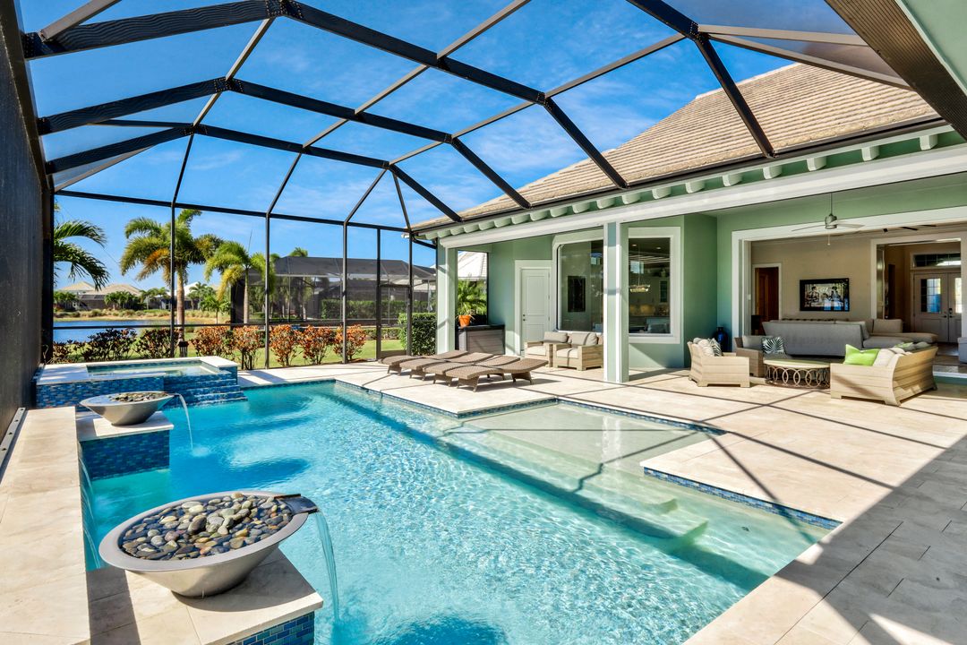 6072 Lucaya Wy, Naples, FL 34112