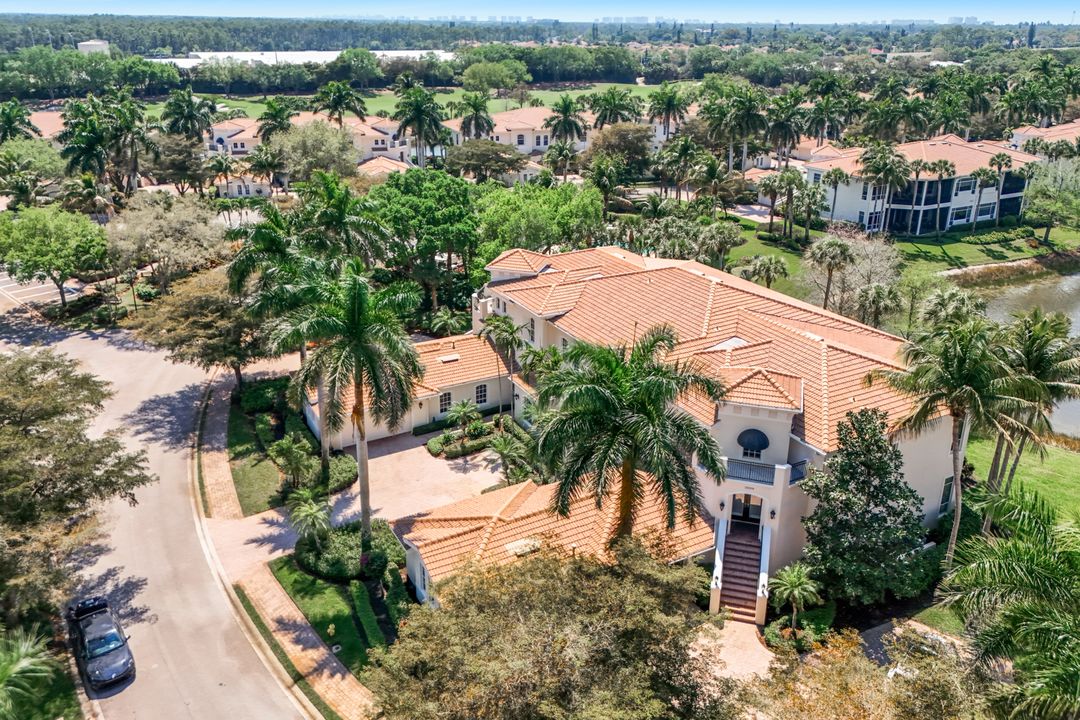 15539 Monterosso Ln #202, Naples, FL 34110