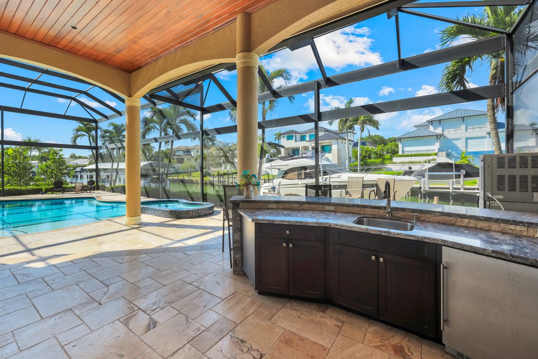 1658 McIlvaine Ct, Marco Island, FL 34145