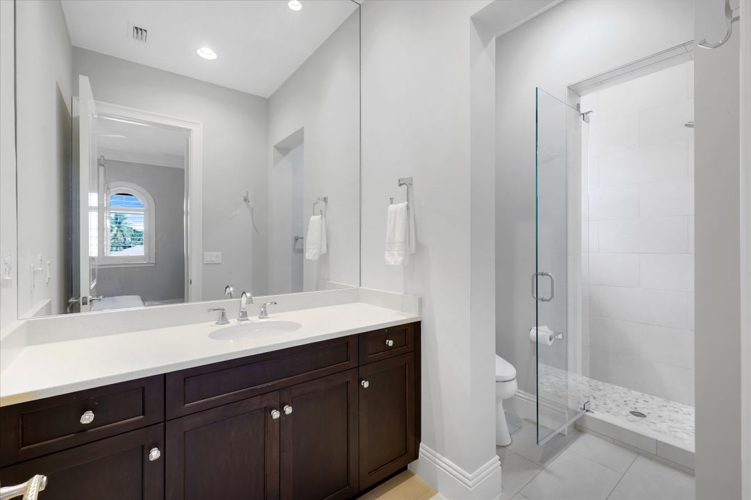2558 Escada Ct, Naples, FL 34109