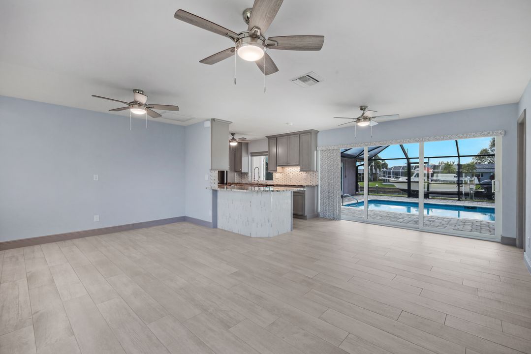 4005 SE 1st Ave, Cape Coral, FL 33904