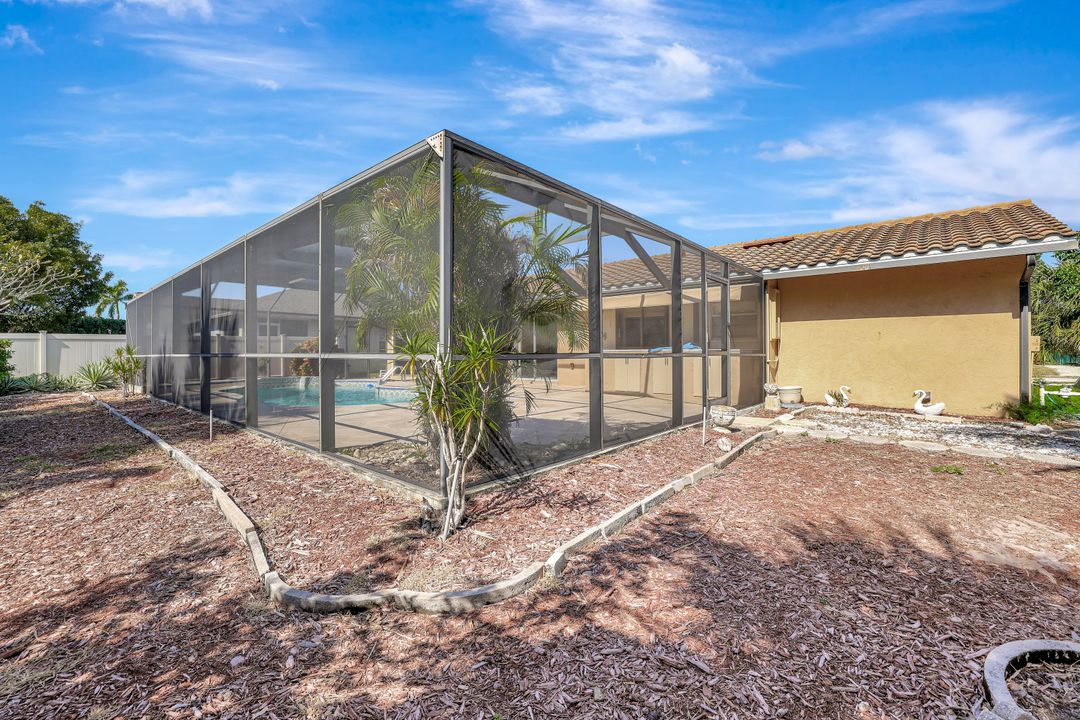 351 Columbus Way, Marco Island, FL 34145