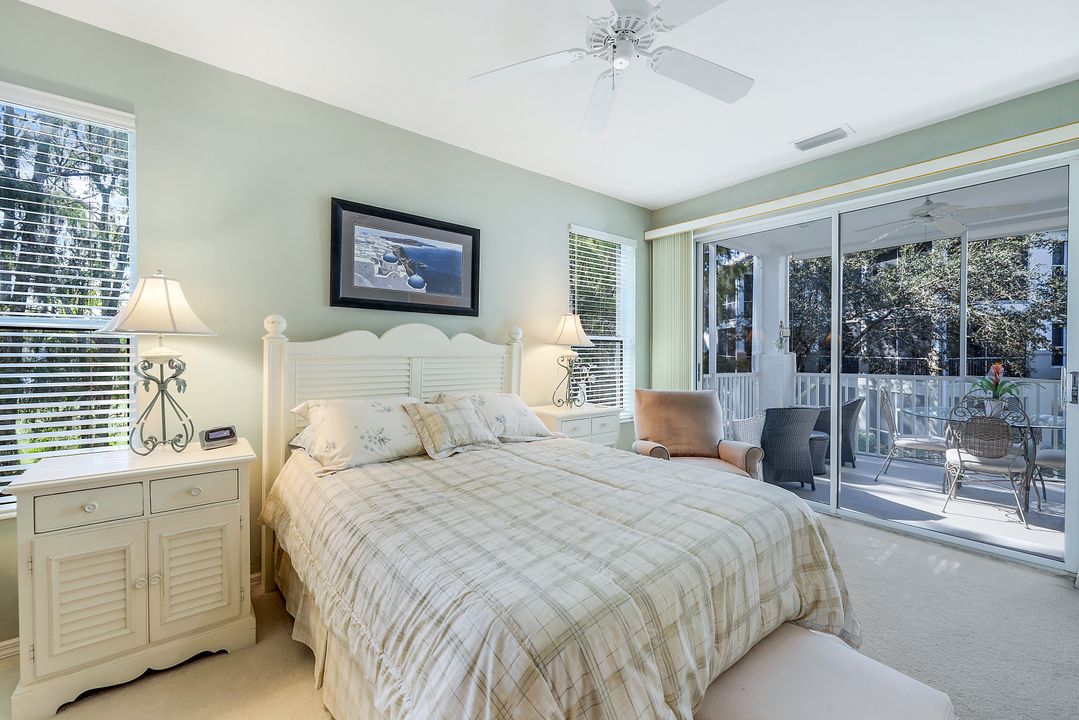 8285 Danbury Blvd #207, Naples, FL 34120