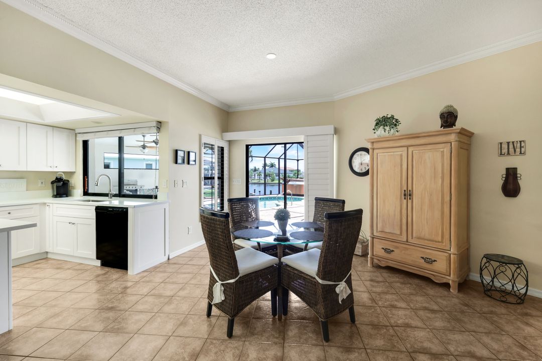 5116 SW 20th Ave, Cape Coral, FL 33914