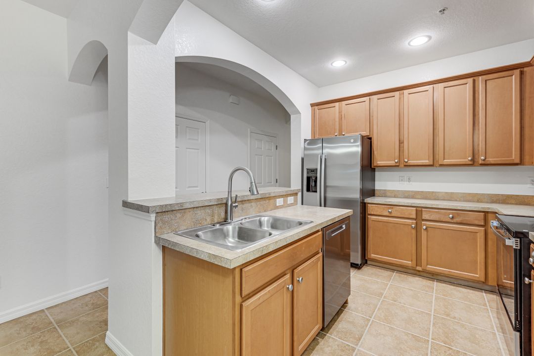 19551 Bowring Park Rd #104, Fort Myers, FL 33967