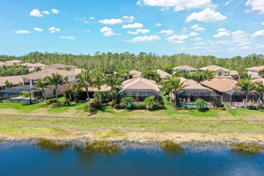 3438 Pacific Dr, Naples, FL 34119