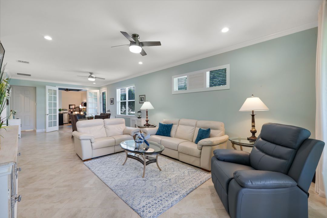 10661 Jackson Square Dr, Estero, FL 33928