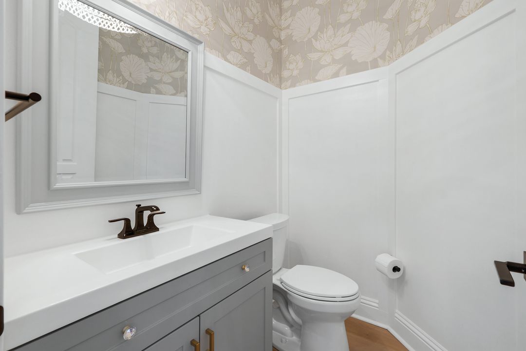 7395 Monteverde Way, Naples, FL 34119