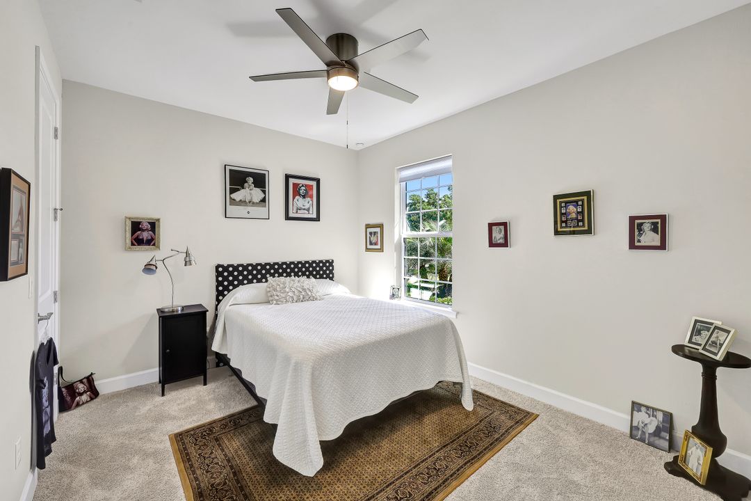 8107 Calle Canovas St, Naples, FL 34114