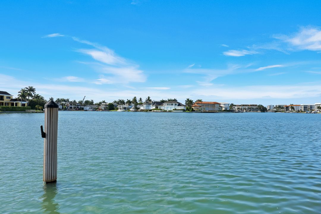 3400 Gulf Shore Blvd N #B4, Naples, FL 34103