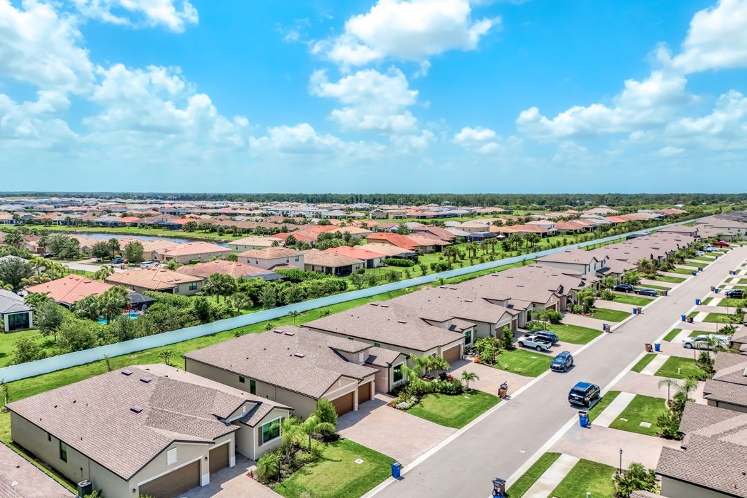 3272 Altimira Dr, Fort Myers, FL 33905