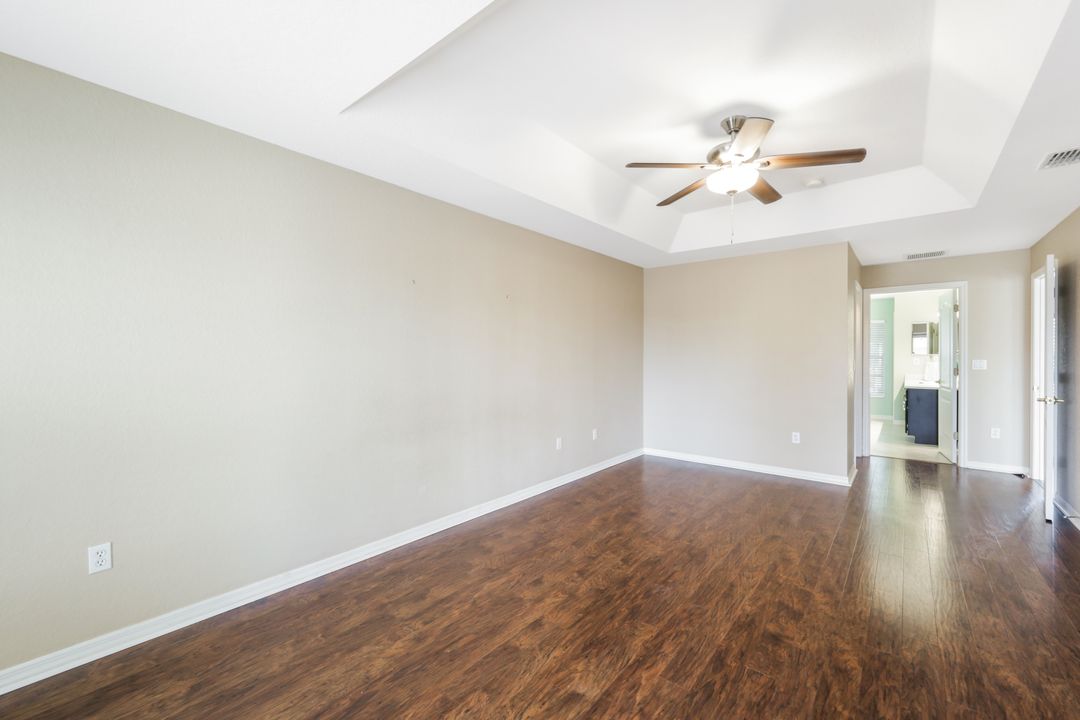 3325 SW 5th Pl, Cape Coral, FL 33914