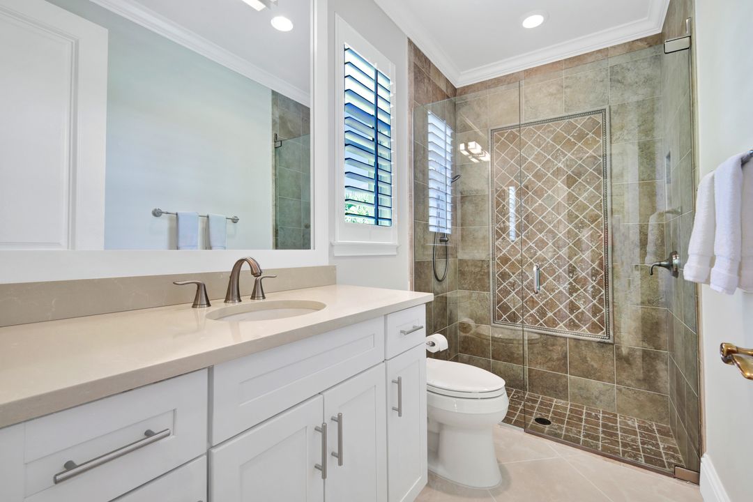 12590 Collier's Reserve Dr, Naples, FL 34110