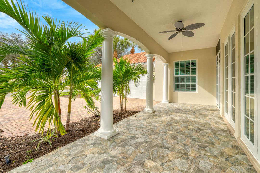 2885 Hatteras Way, Naples, FL 34119