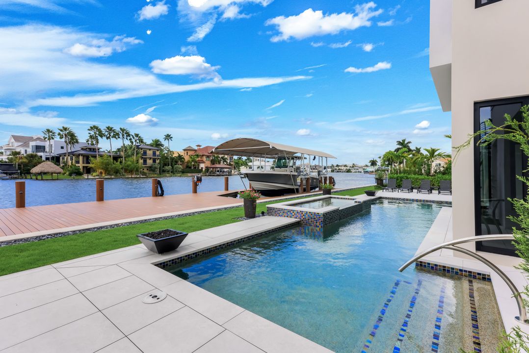 348 Seagull Ave, Naples, FL 34108
