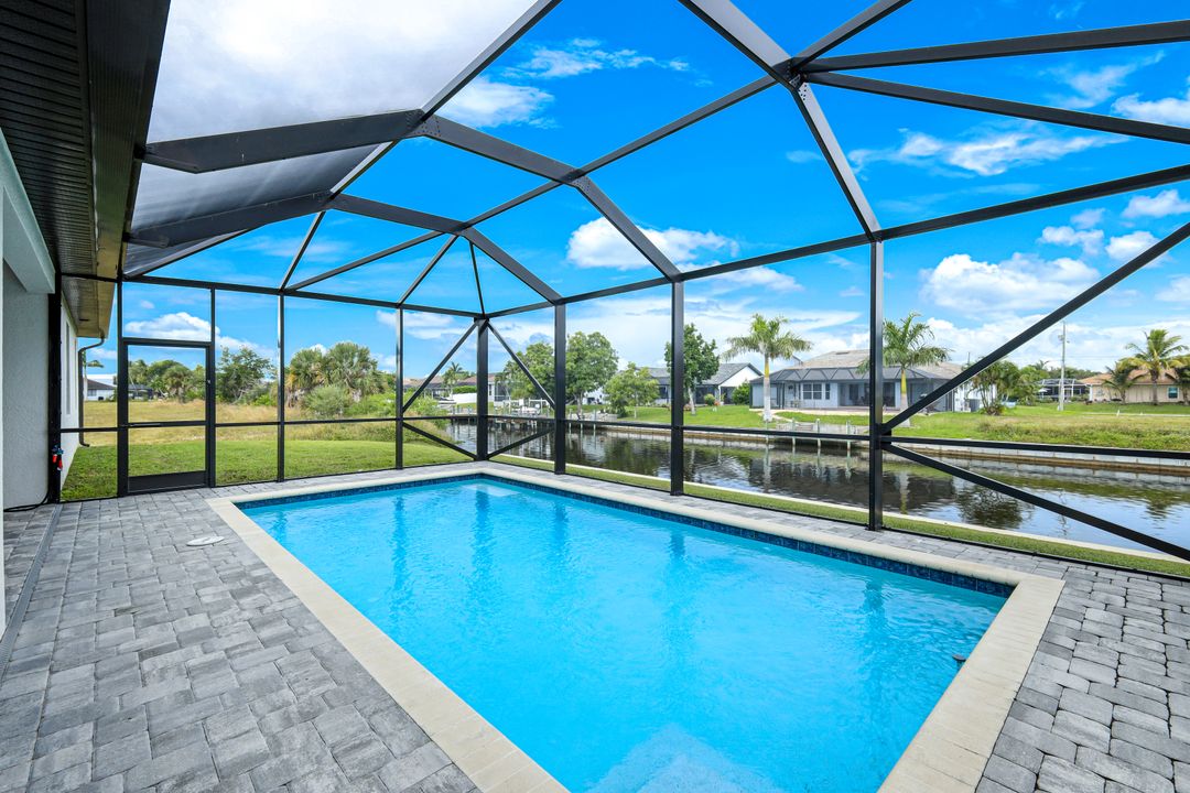 2305 SW 32nd St, Cape Coral, FL 33914