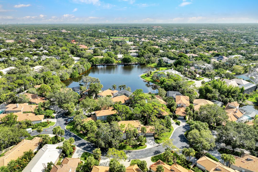 3490 Thornbury Ln, Bonita Springs, FL 34134