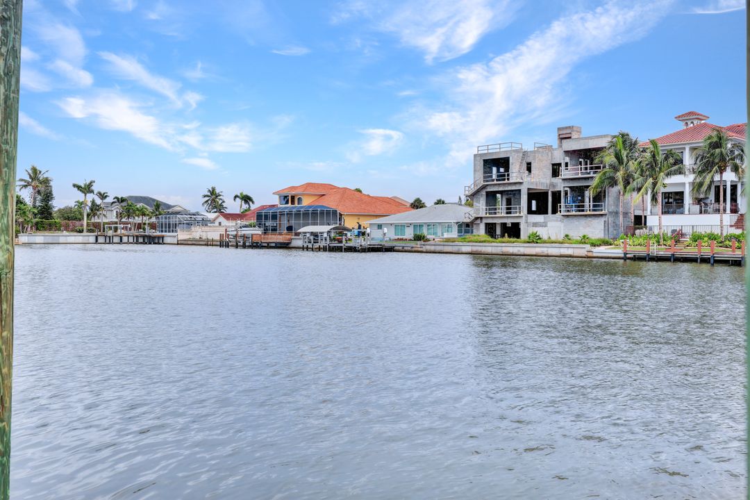 396 Conners Ave, Naples, FL 34108