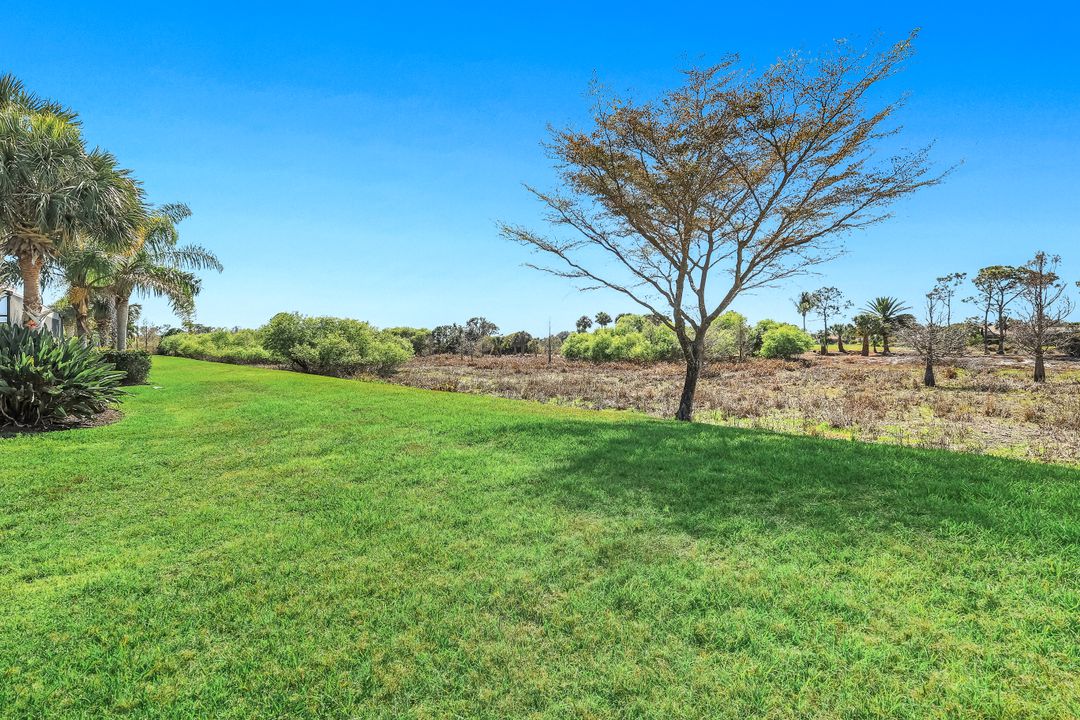 9327 Marble Stone Dr, Naples, FL 34120