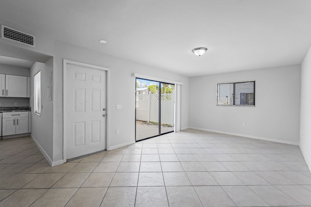 7737 Tamara Lee Ct #101, Fort Myers, FL 33907