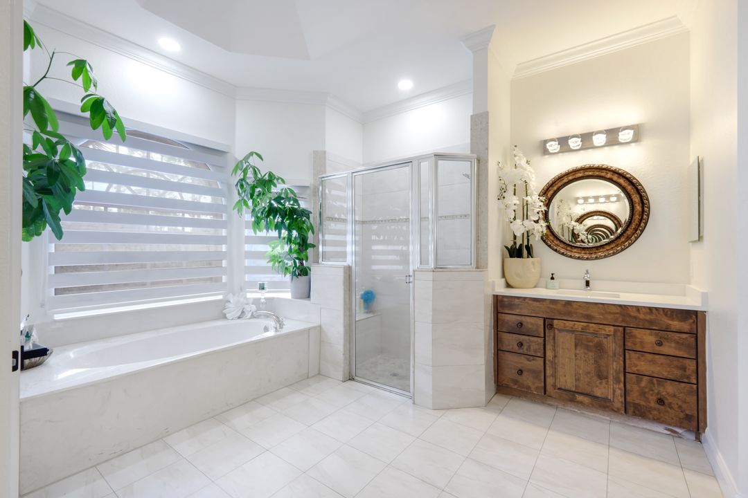 3223 4th Ave NE, Naples, FL 34120