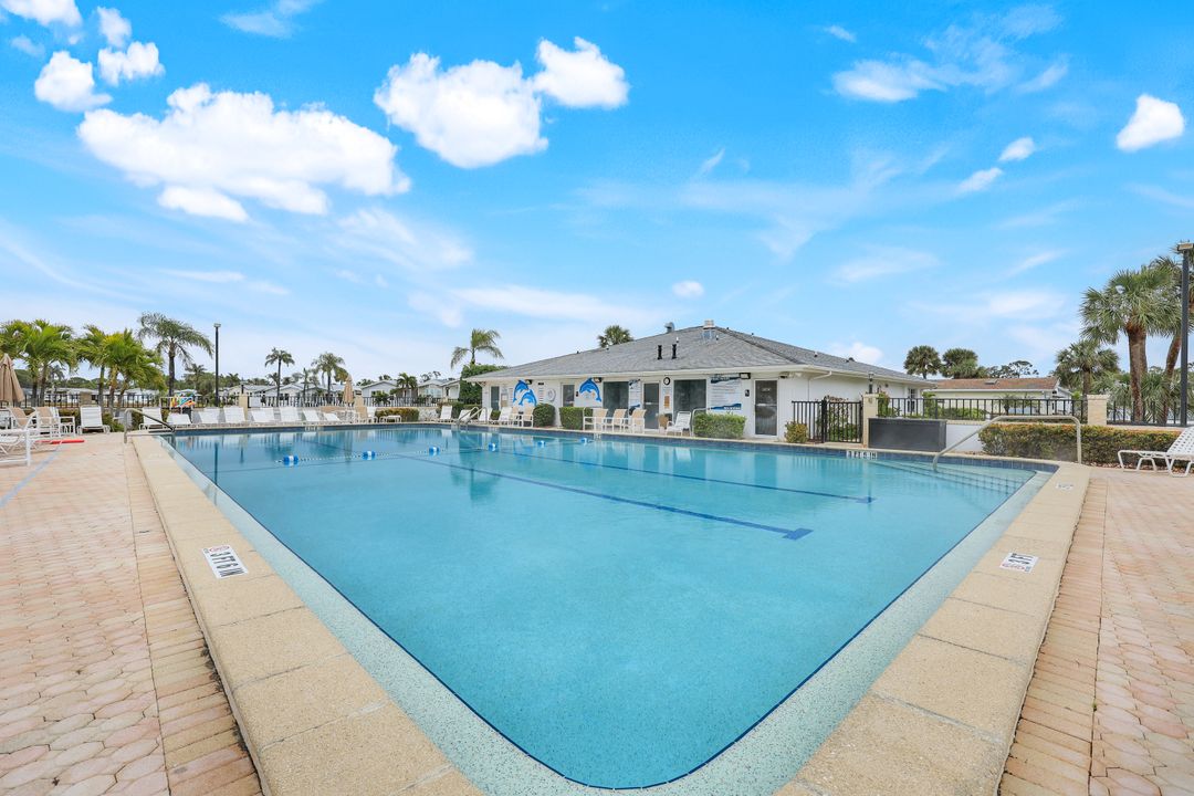 4620 Candlestick Ct E, Estero, FL 33928