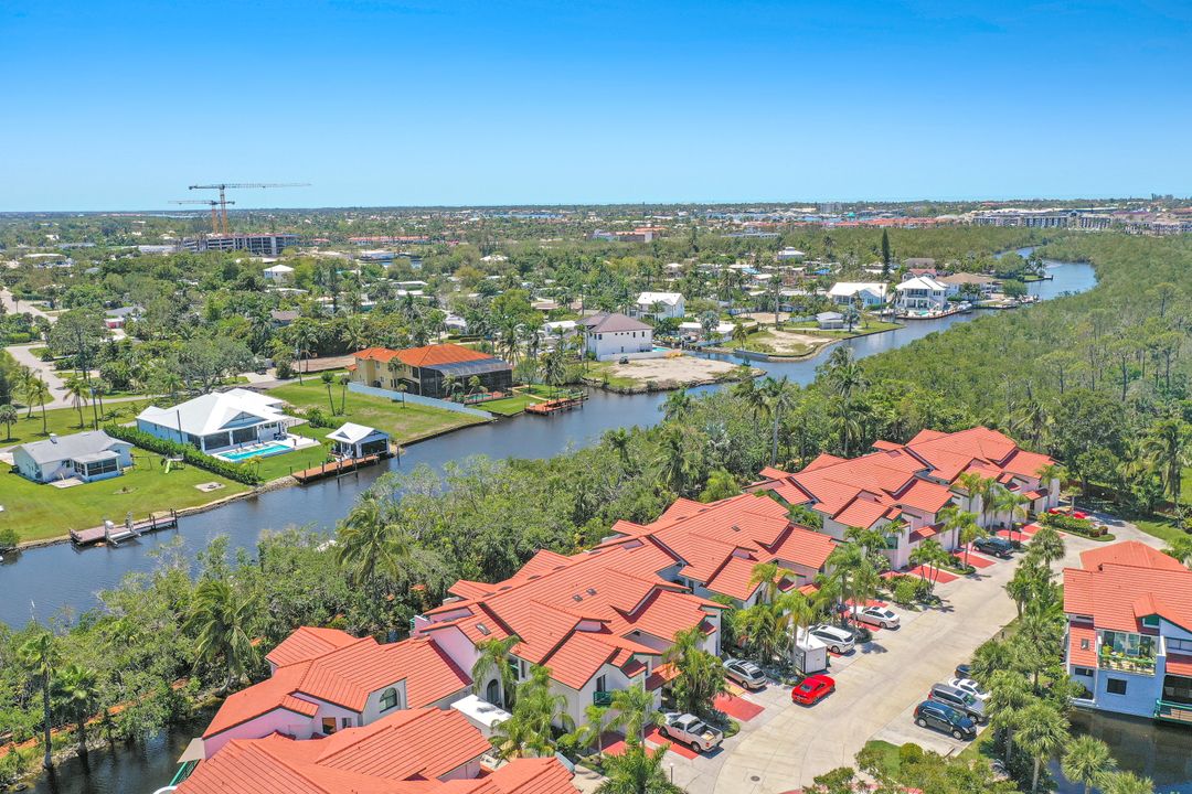 2182 Anchorage Ln #A, Naples, FL 34104