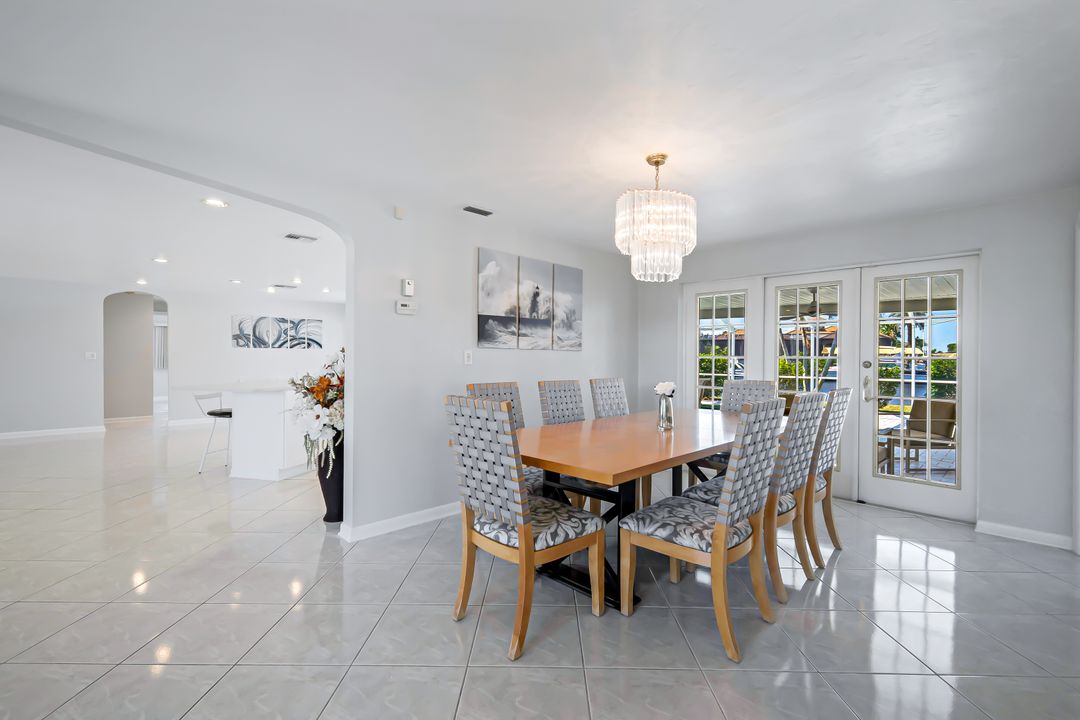 4940 SW 3rd Ave, Cape Coral, FL 33914