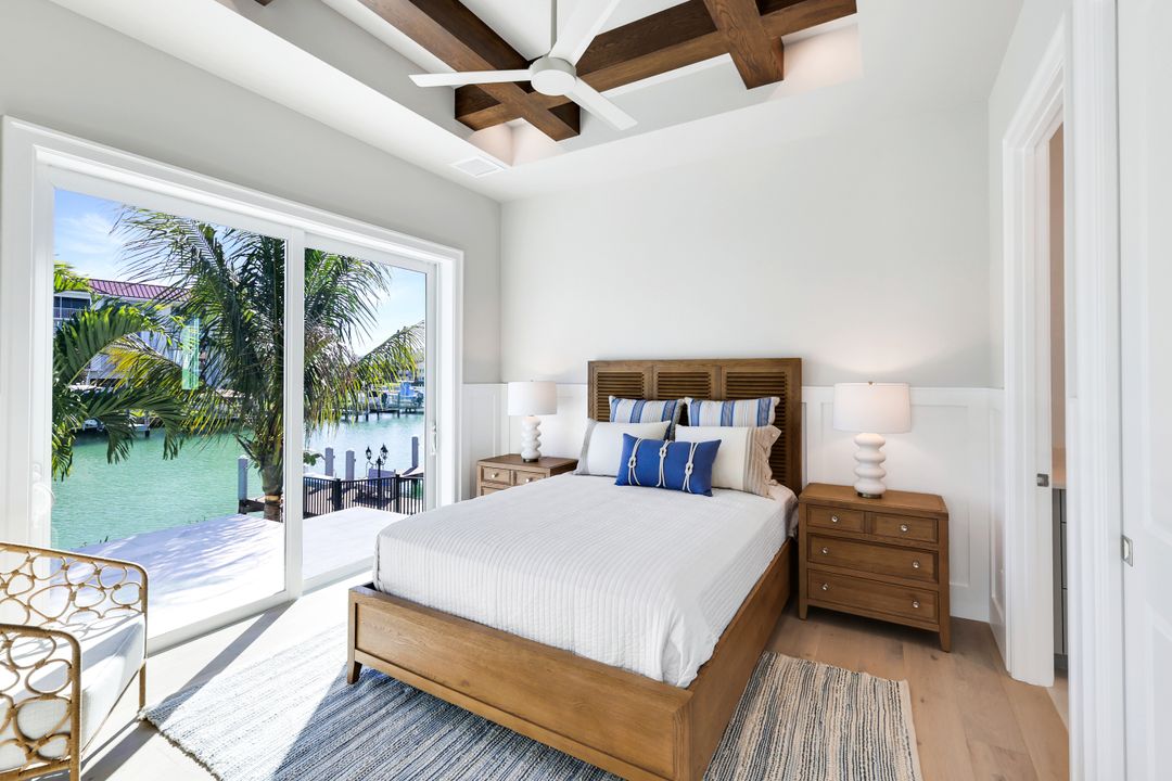 888 Banyan Ct, Marco Island, FL 34145