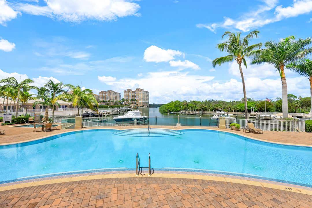 13665 Vanderbilt Dr  #501, Naples, FL 34110