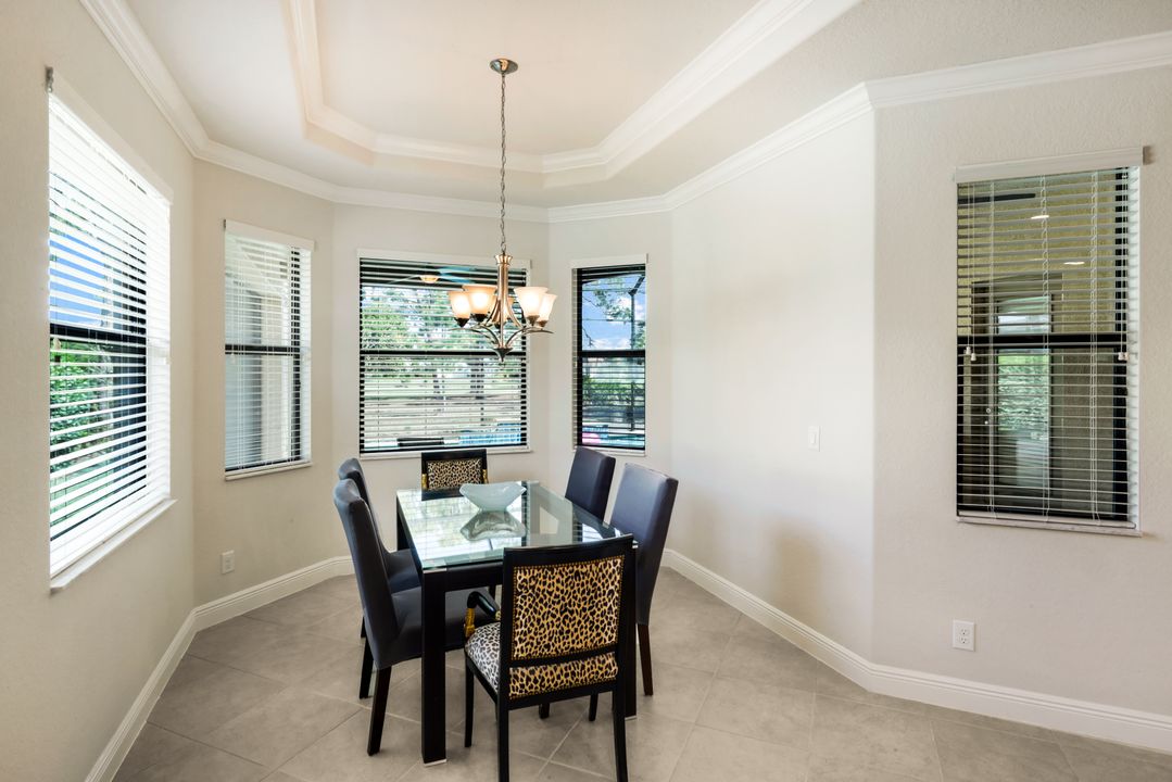 28452 San Amaro Dr, Bonita Springs, FL 34135