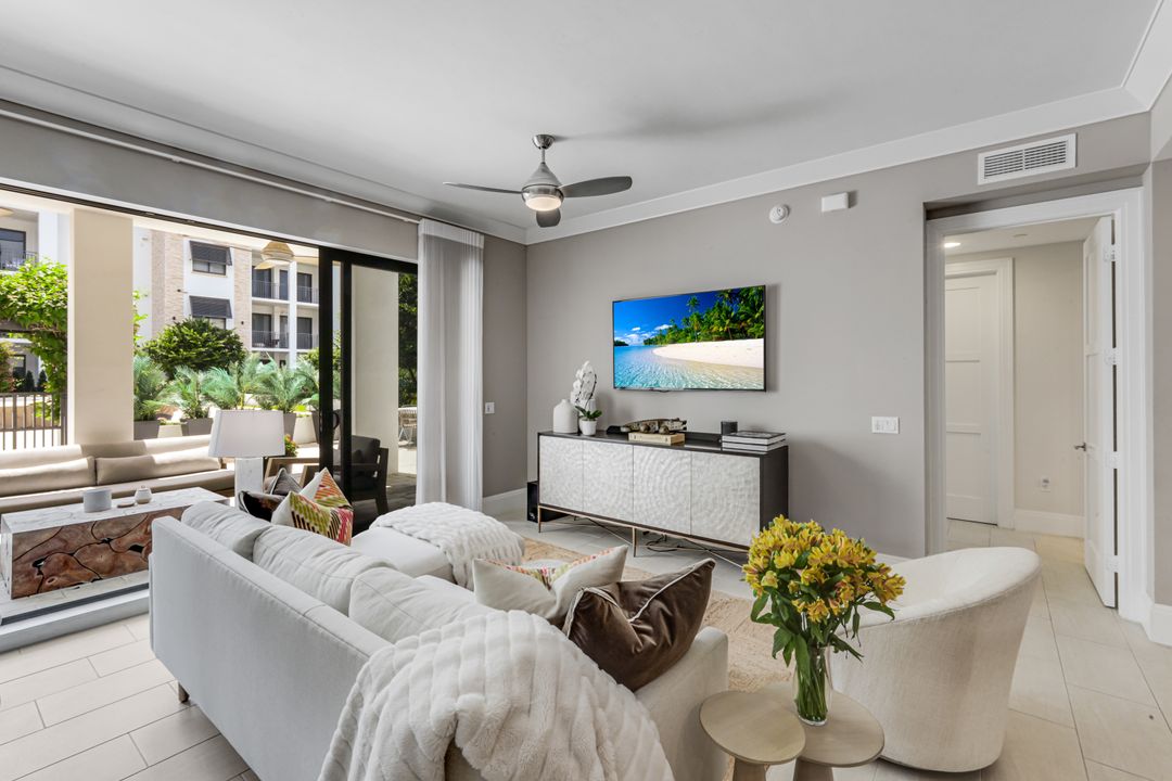 1030 3rd Ave S #216, Naples, FL 34102