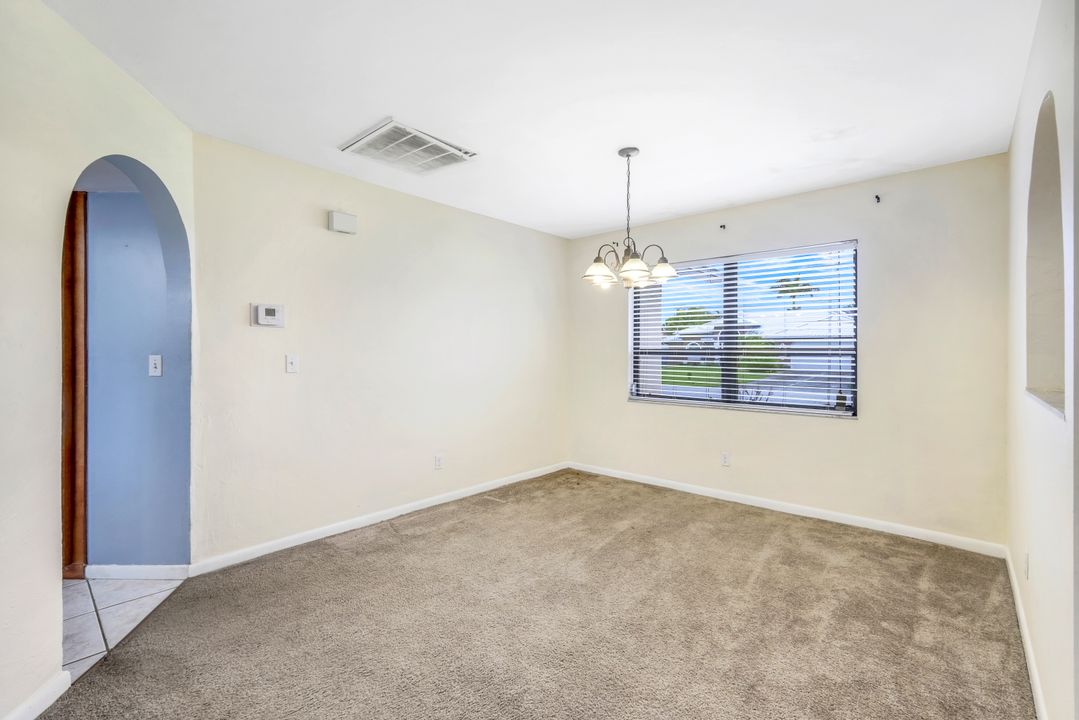 1925 SE 9th Terrace, Cape Coral, FL 33990