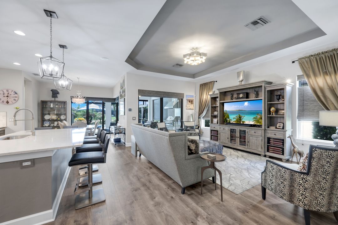 9351 Montelanico Loop, Naples, FL 34119