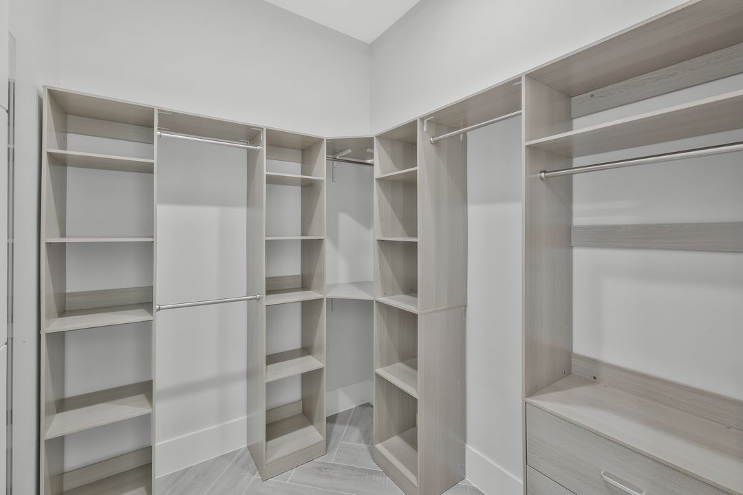 2826 SW 37th Terrace, Cape Coral, FL 33914