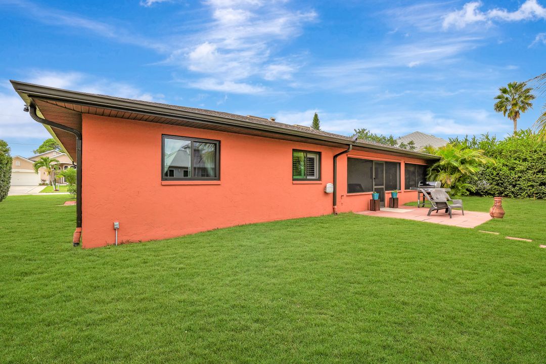 27065 Belle Rio Dr, Bonita Springs, FL 34135