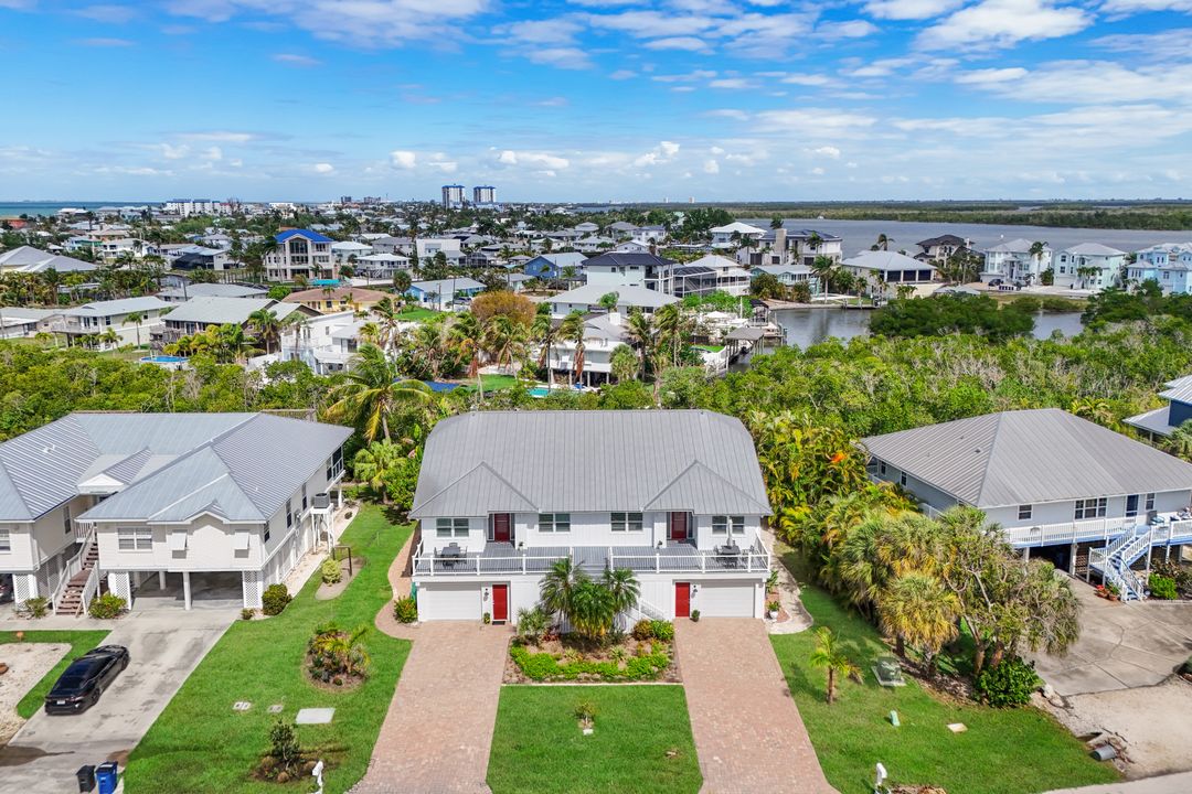 21580 Indian Bayou Dr, Fort Myers Beach, FL 33931