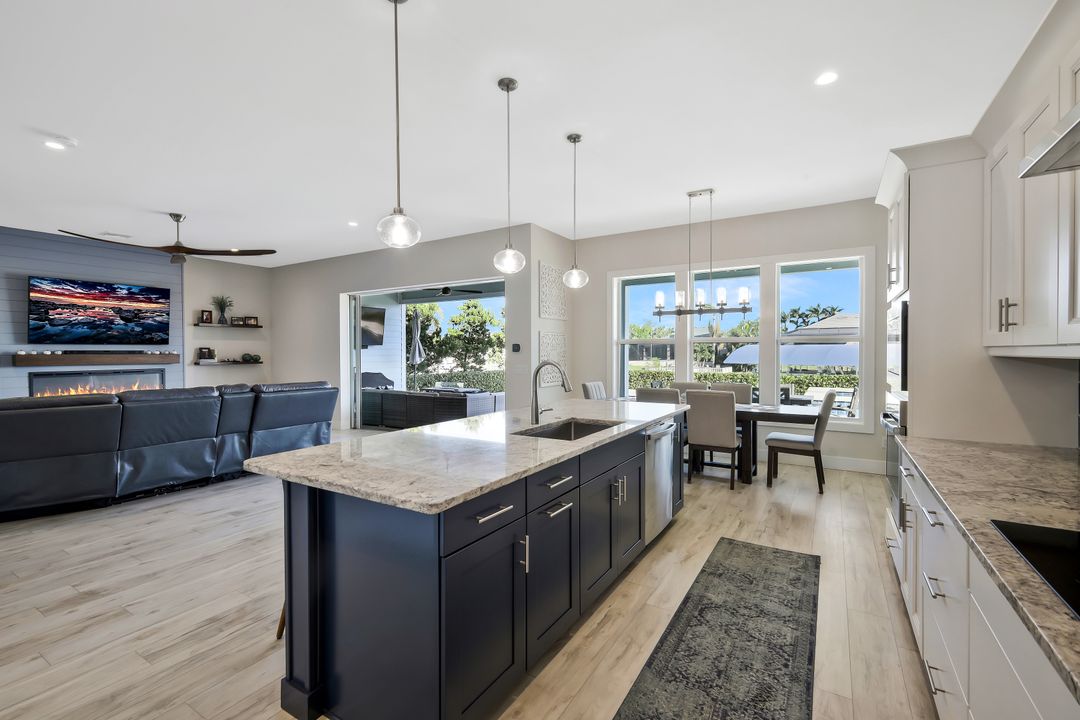 2717 SW 38th St, Cape Coral, FL 33914