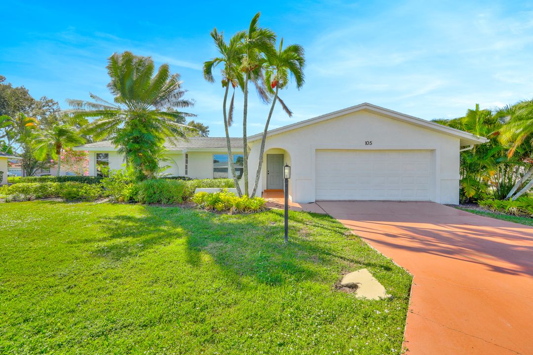 105 Blue Ridge Dr, Naples, FL 34112