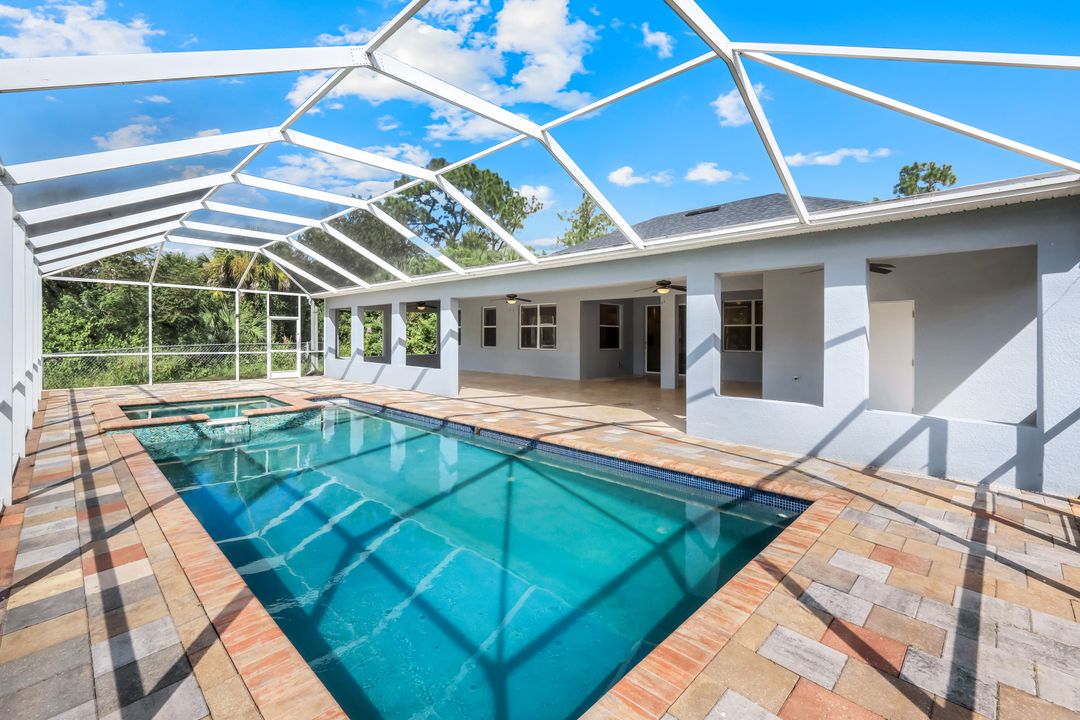 2180 12th Ave NE, Naples, FL 34120