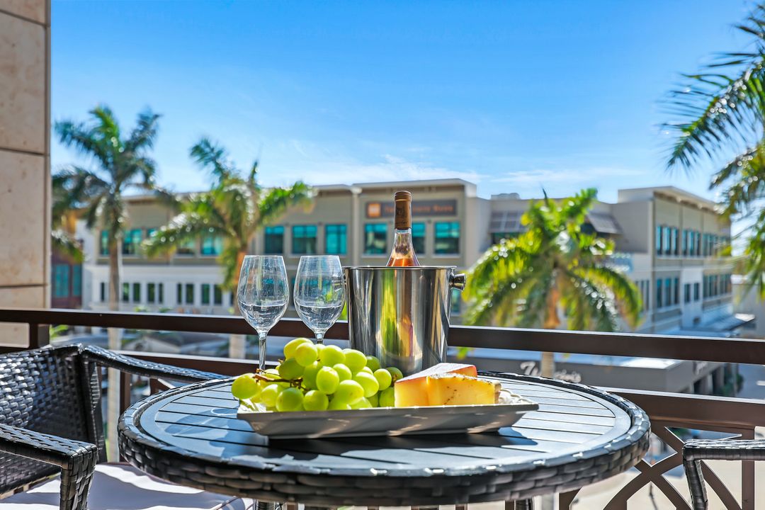 9115 Strada Pl #5312, Naples, FL 34108