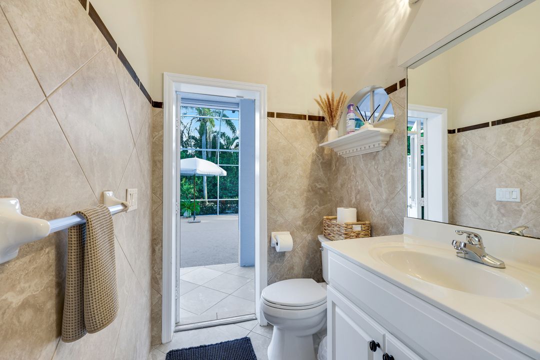 778 95th Ave N, Naples, FL 34108