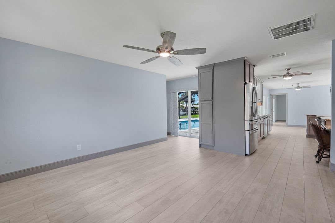 4005 SE 1st Ave, Cape Coral, FL 33904