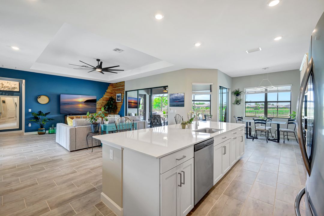 11693 Canopy Loop, Fort Myers, FL 33913