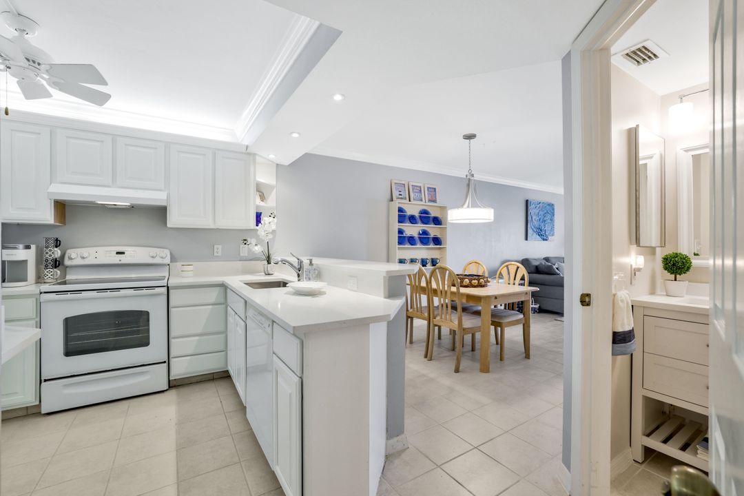 1045 Mainsail Dr #402, Naples, FL 34114