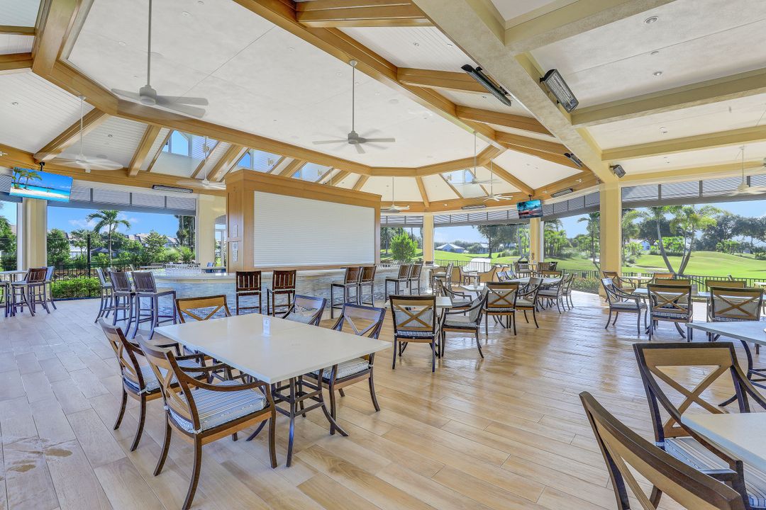 2988 St Barnabas Ct, Naples, FL 34105